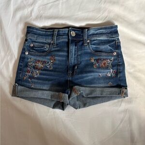 American Eagle Embroidered Denim Women Shorts, High-Mid Rise. Medium- Blue Wash